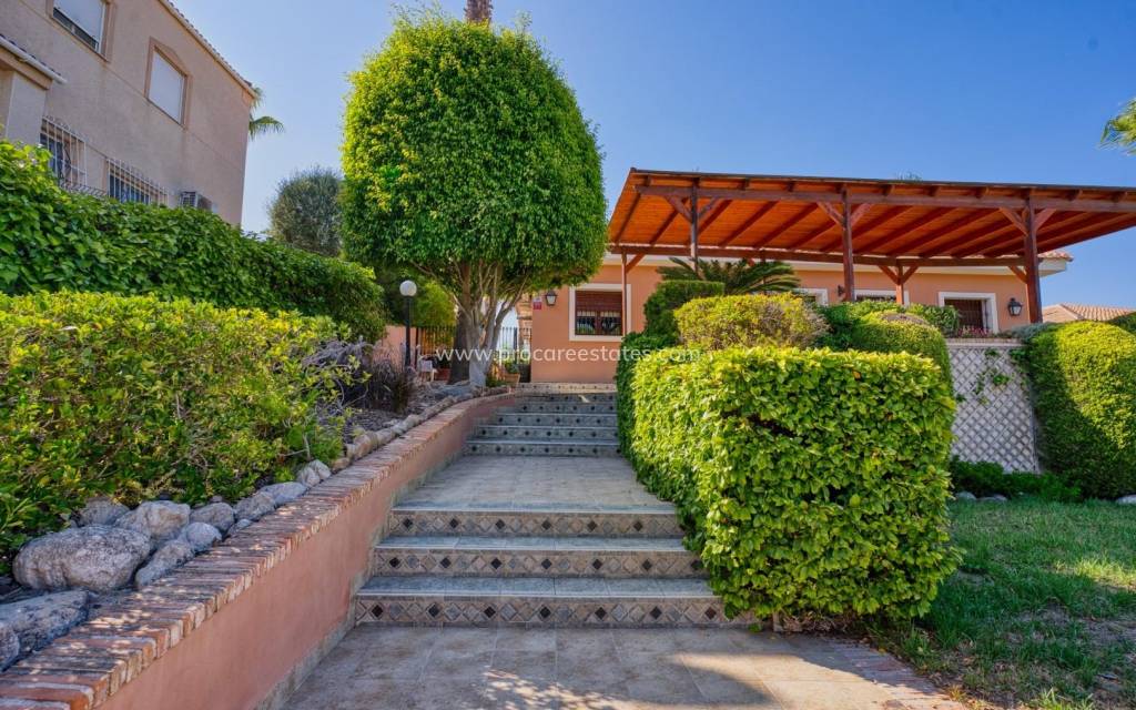 Verkoop - Villa - Torrevieja - Los Balcones - Los Altos del Edén