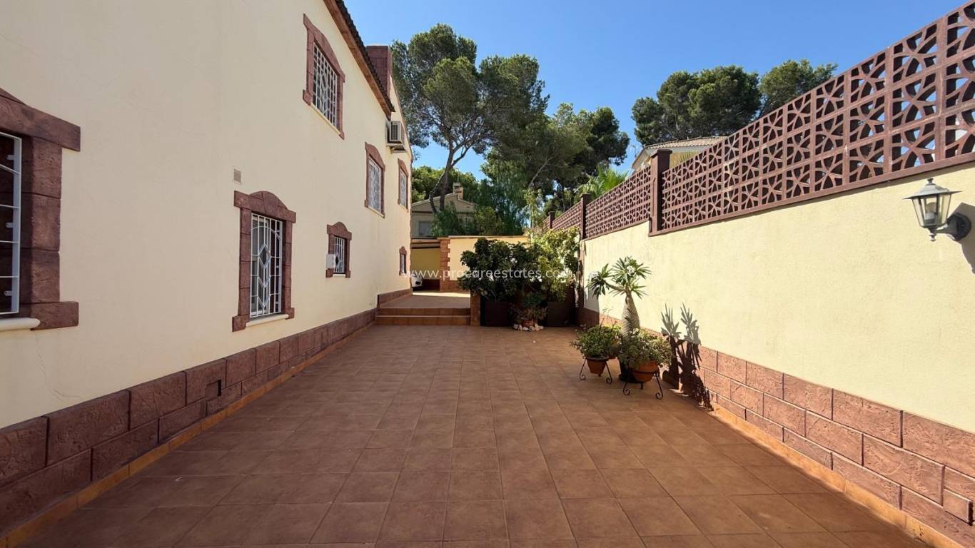 Verkoop - Villa - Torrevieja - Los Balcones - Los Altos del Edén