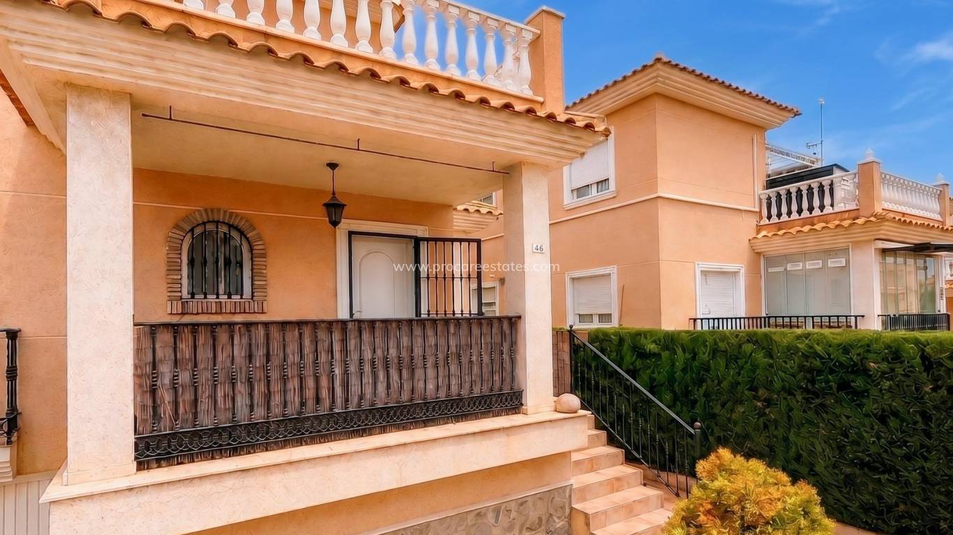 Verkoop - Villa - Torrevieja - Los Balcones - Los Altos del Edén
