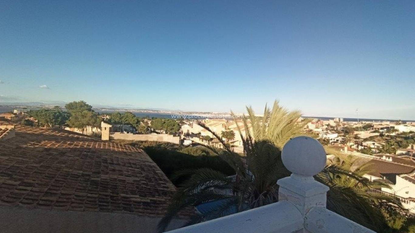 Verkoop - Villa - Torrevieja - Los Balcones