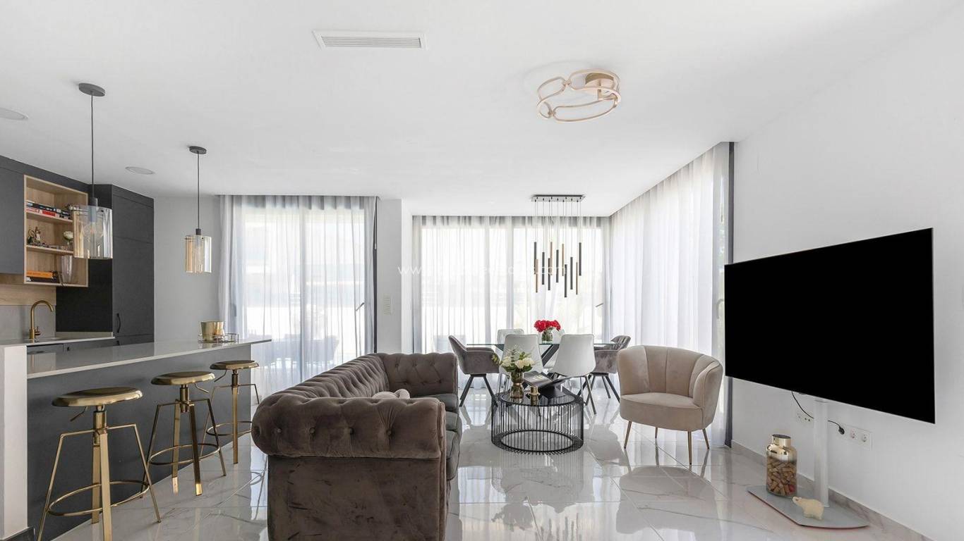 Verkoop - Villa - Torrevieja - Torreta-Florida