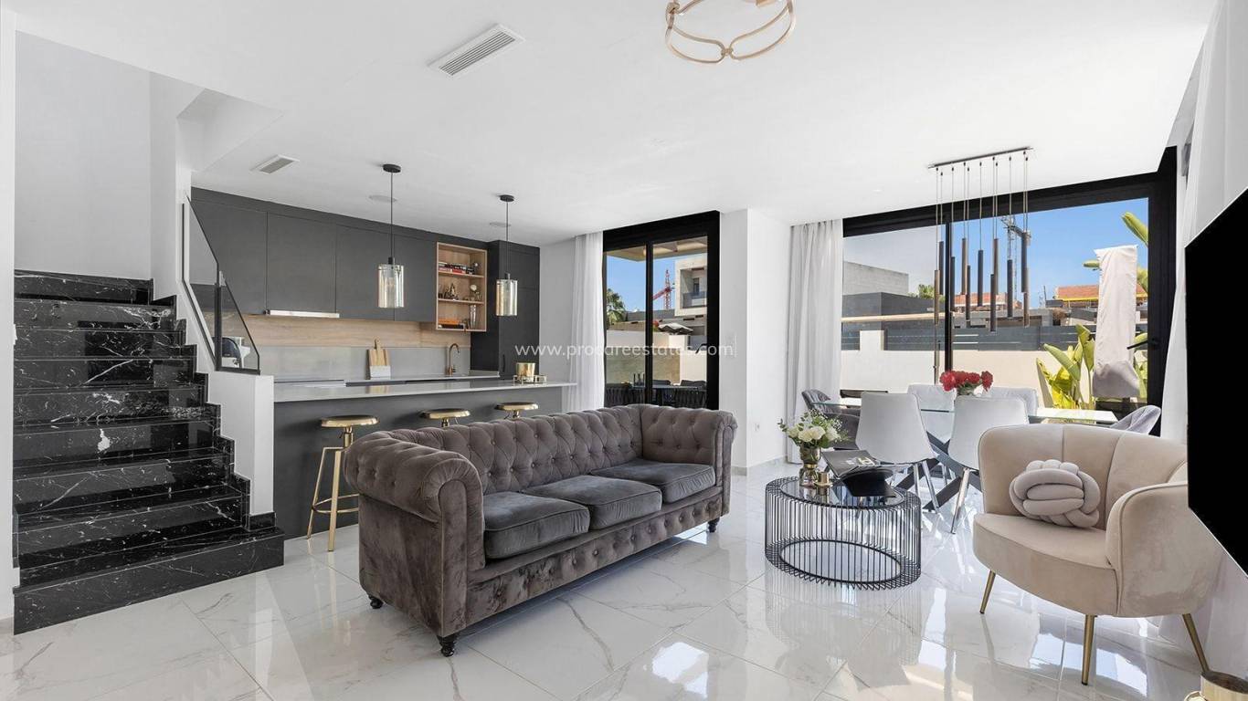 Verkoop - Villa - Torrevieja - Torreta-Florida