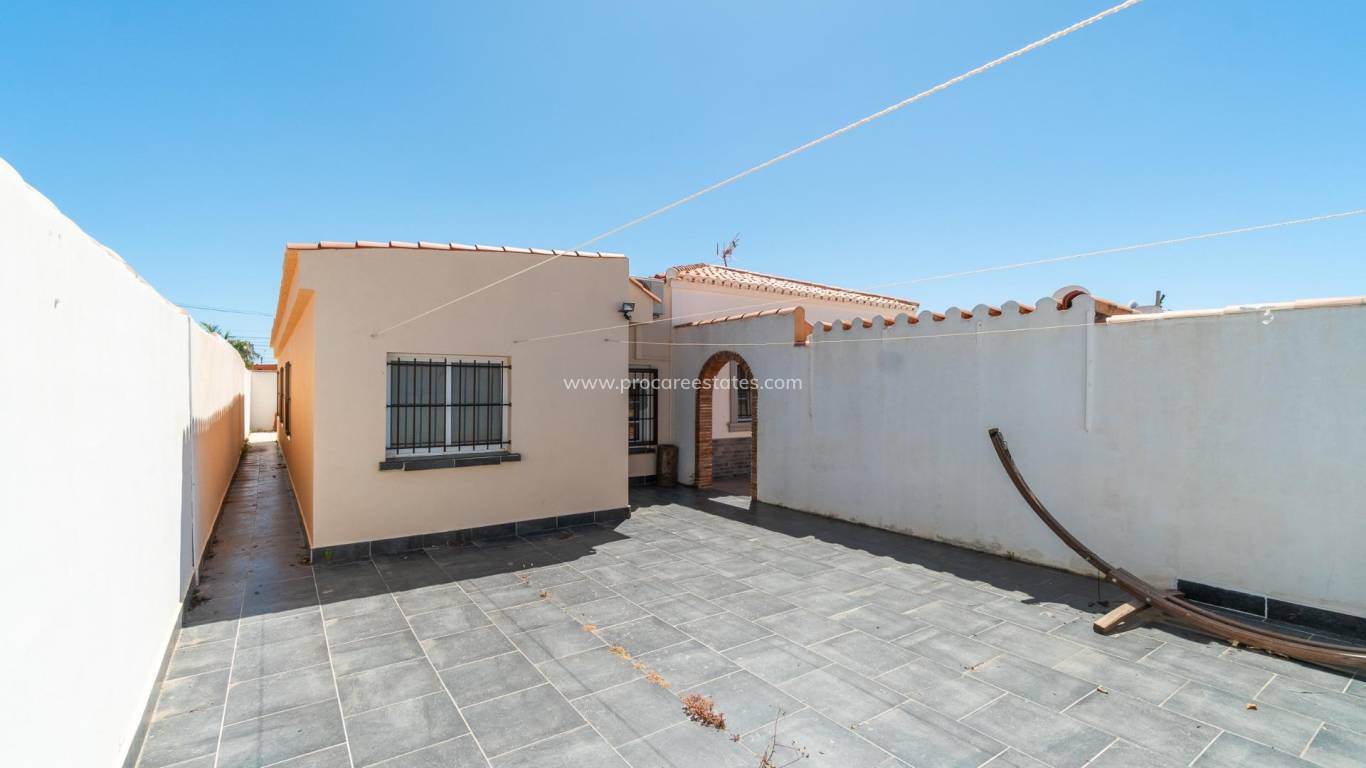 Verkoop - Villa - Torrevieja - Torreta-Florida