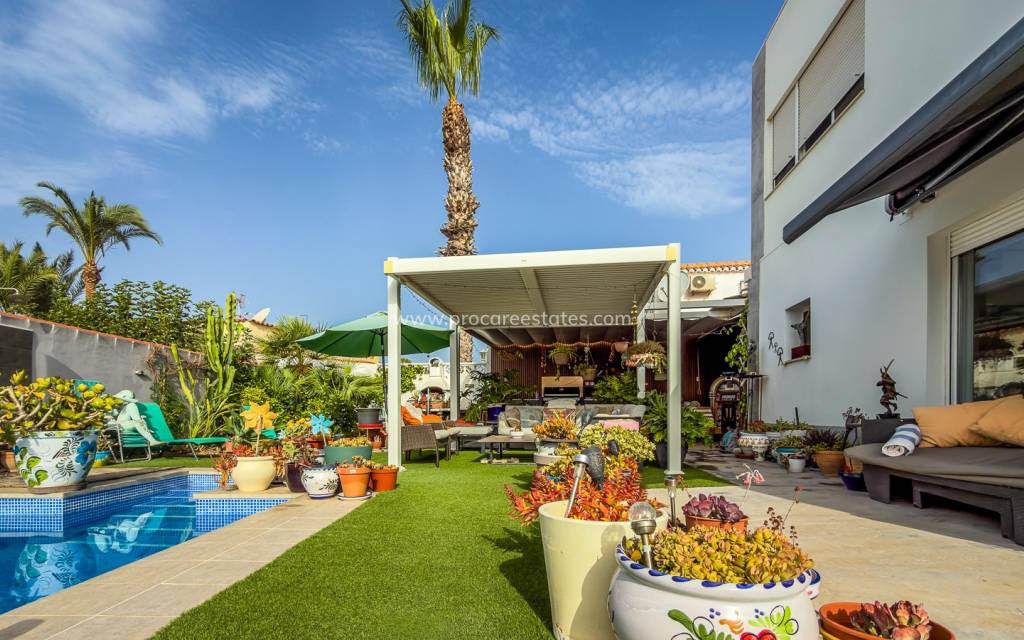 Verkoop - Villa - Torrevieja - Torreta - Florida