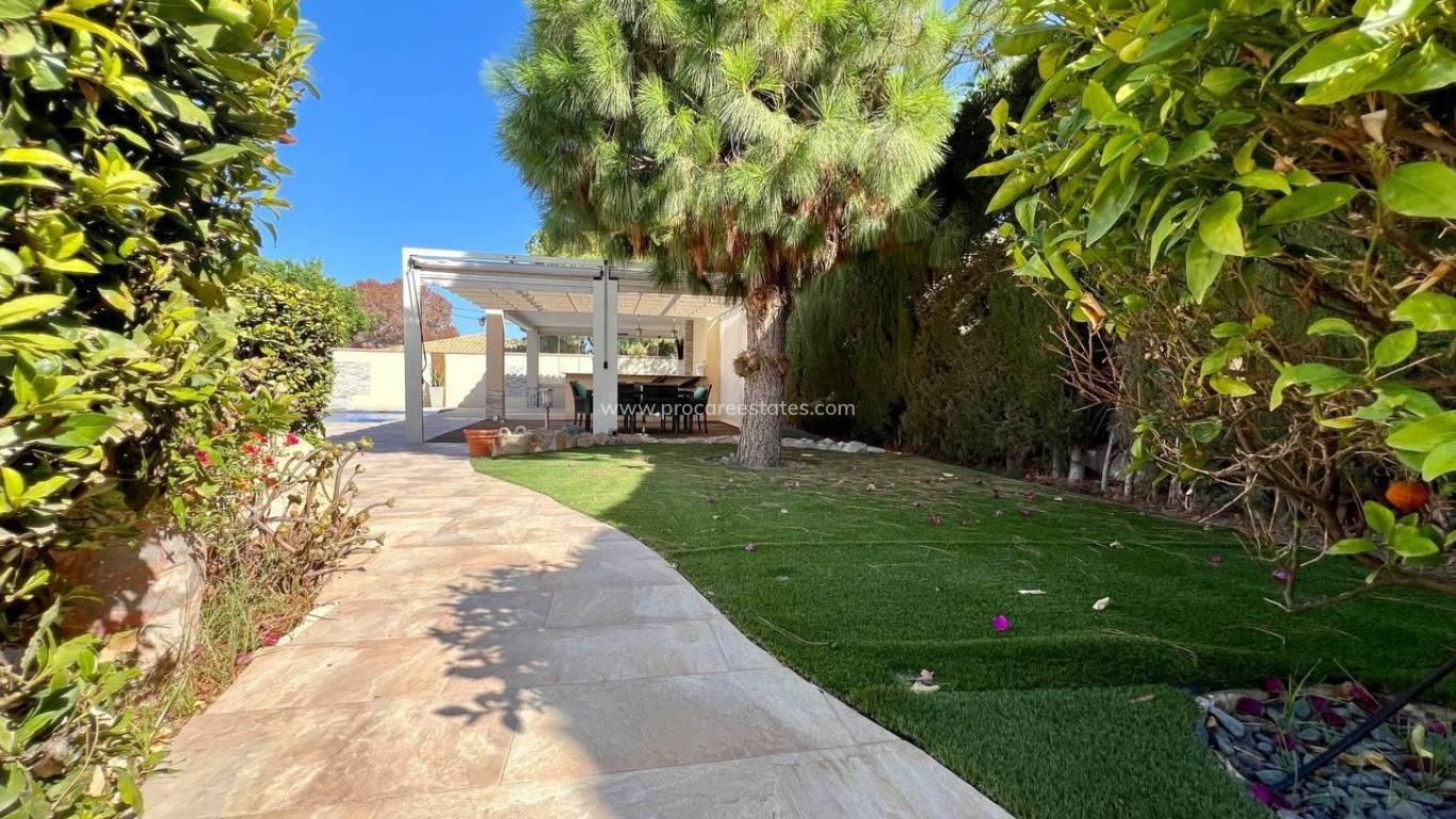 Verkoop - Villa - Torrevieja - Torrevieja Center