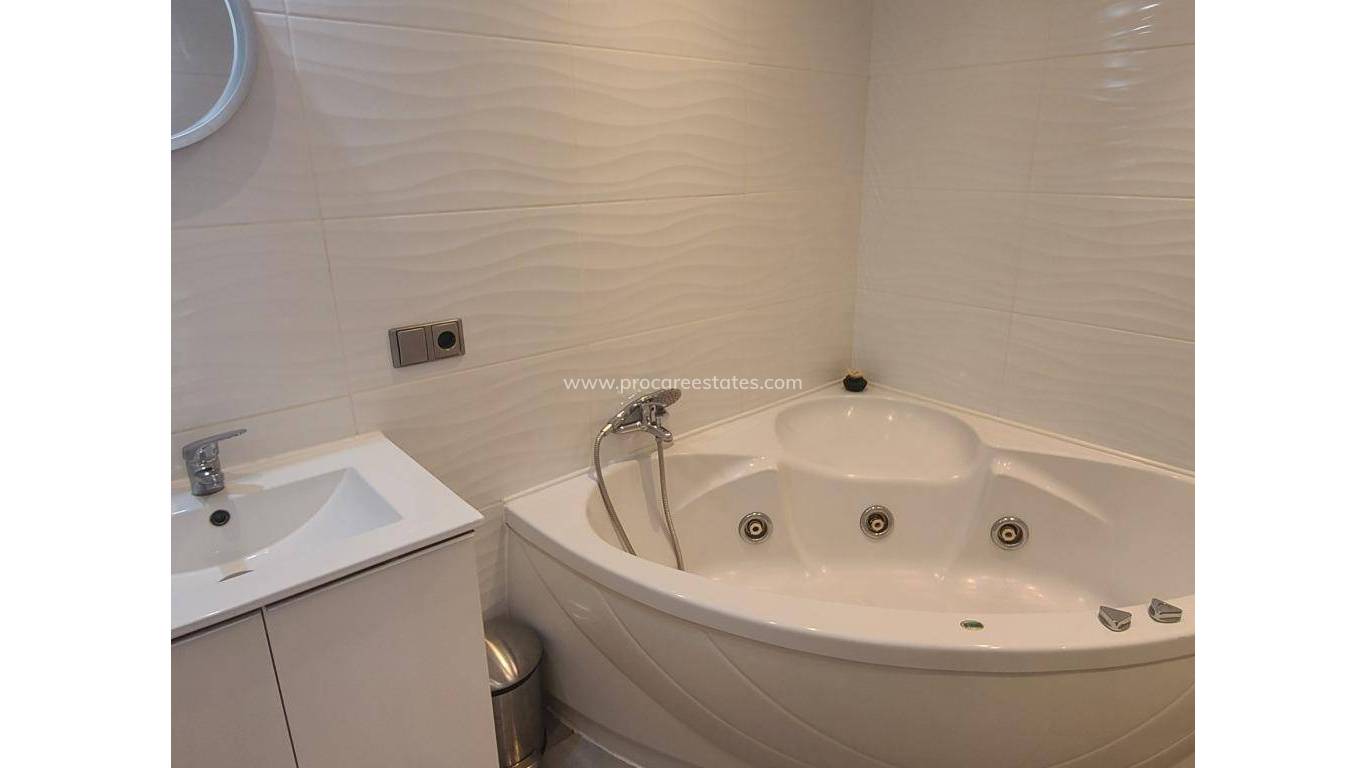 Verkoop - Villa - Torrevieja - Torrevieja Center