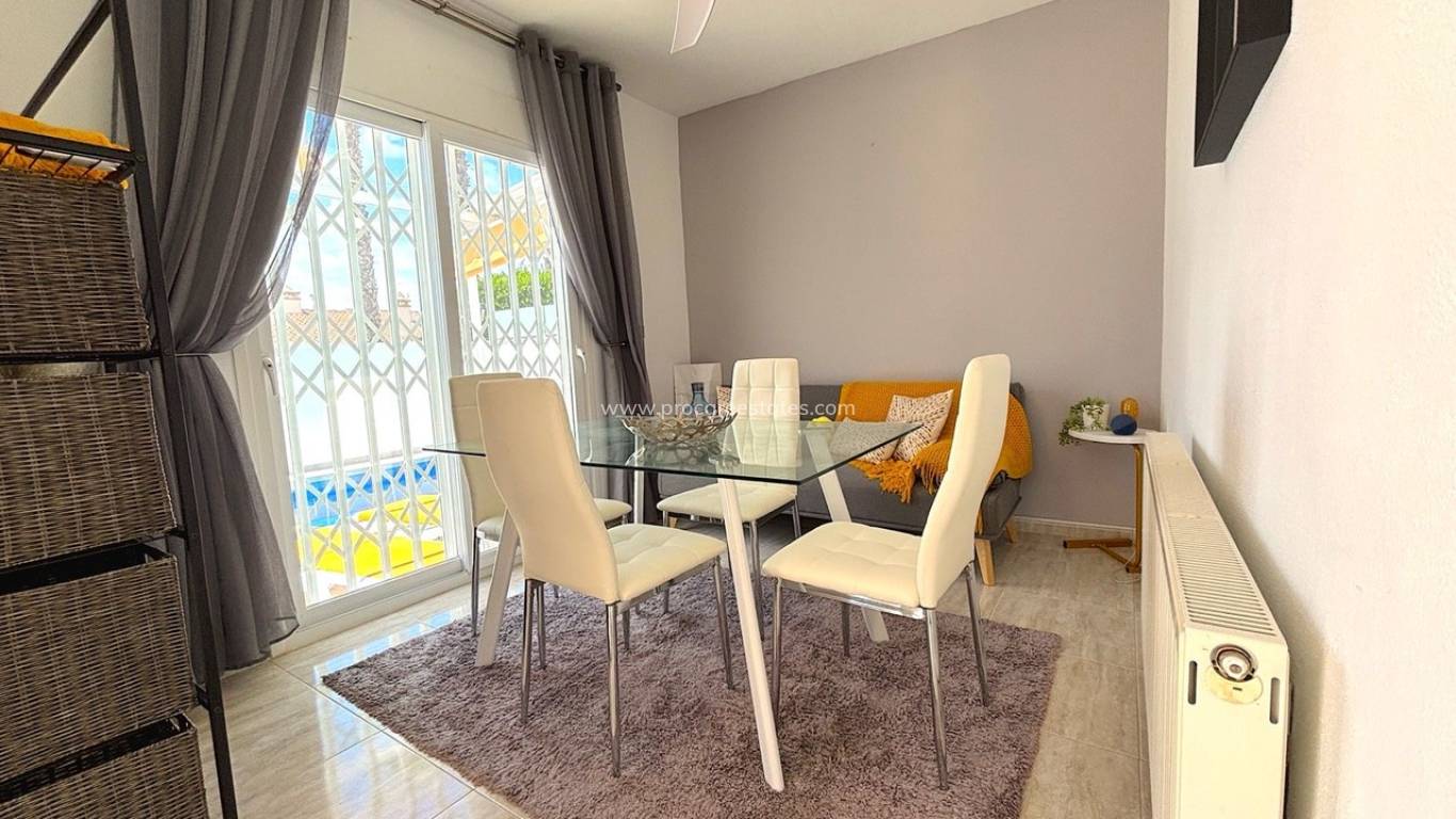 Verkoop - Villa - Villamartin, Orihuela Costa - Villamartin