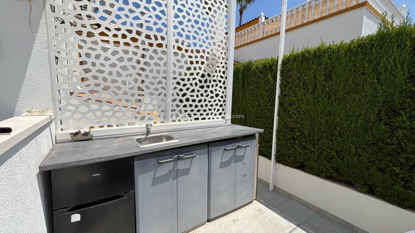 Verkoop - Villa - Villamartin, Orihuela Costa - Villamartin