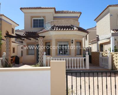 Villa - Resale - Guardamar del Segura - PCE-1371