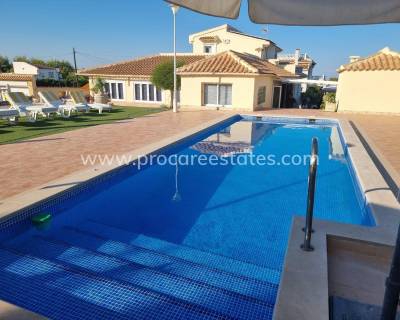 Villa - Resale - Orihuela Costa - Villamartin