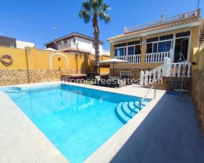 Villa - Resale - Torrevieja - Aguas Nuevas