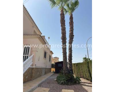 Villa - Resale - Torrevieja - La Siesta - San Luis