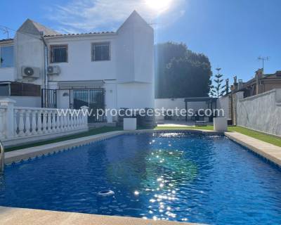 Villa - Resale - Torrevieja - Los Balcones - Los Altos del Edén