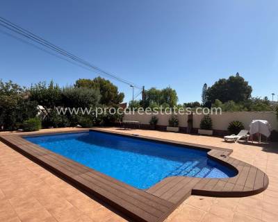 Villa - Resale - Torrevieja - Los Balcones - Los Altos del Edén