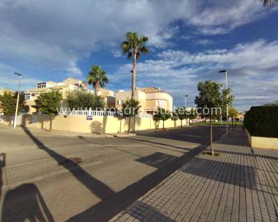 Villa - Resale - Torrevieja - Torreta-Florida