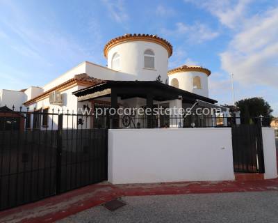 Villa - Reventa - Guardamar del Segura - PCE-1308