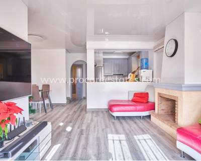 Villa - Reventa - Los Montesinos - La Herada