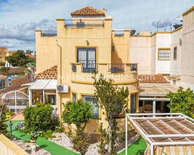 Villa - Verkoop - Orihuela Costa - La Zenia