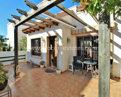 Villa - Verkoop - Orihuela Costa - Villamartin