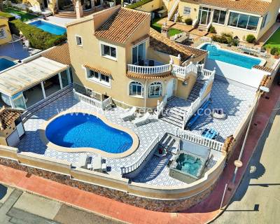 Villa - Verkoop - Orihuela Costa - Villamartin
