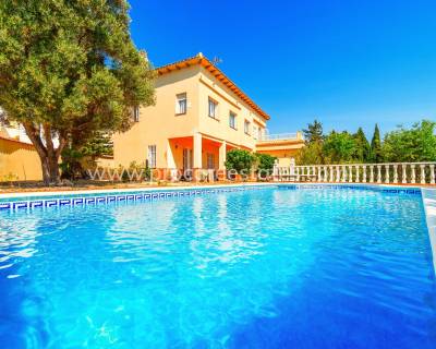 Villa - Verkoop - Torrevieja - La Mata