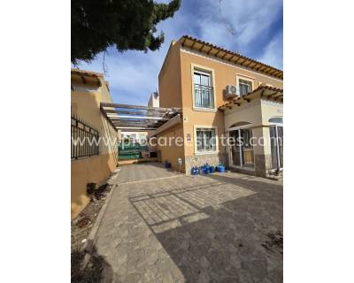 Wohnung - Verkauf - Torrevieja - Torreta-Florida