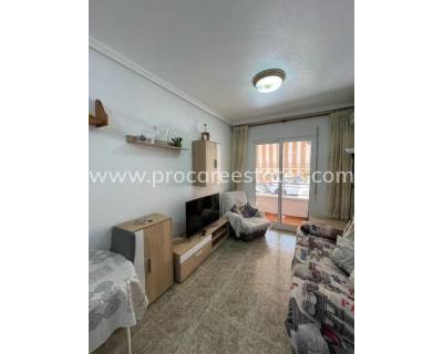 Wohnung - Verkauf - Torrevieja - Torrevieja Center