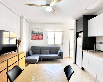 Wohnung - Verkauf - Torrevieja - Torrevieja Center