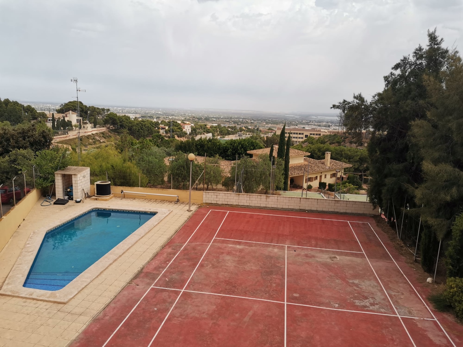 PCE-3015: Villa for sale in Crevillente