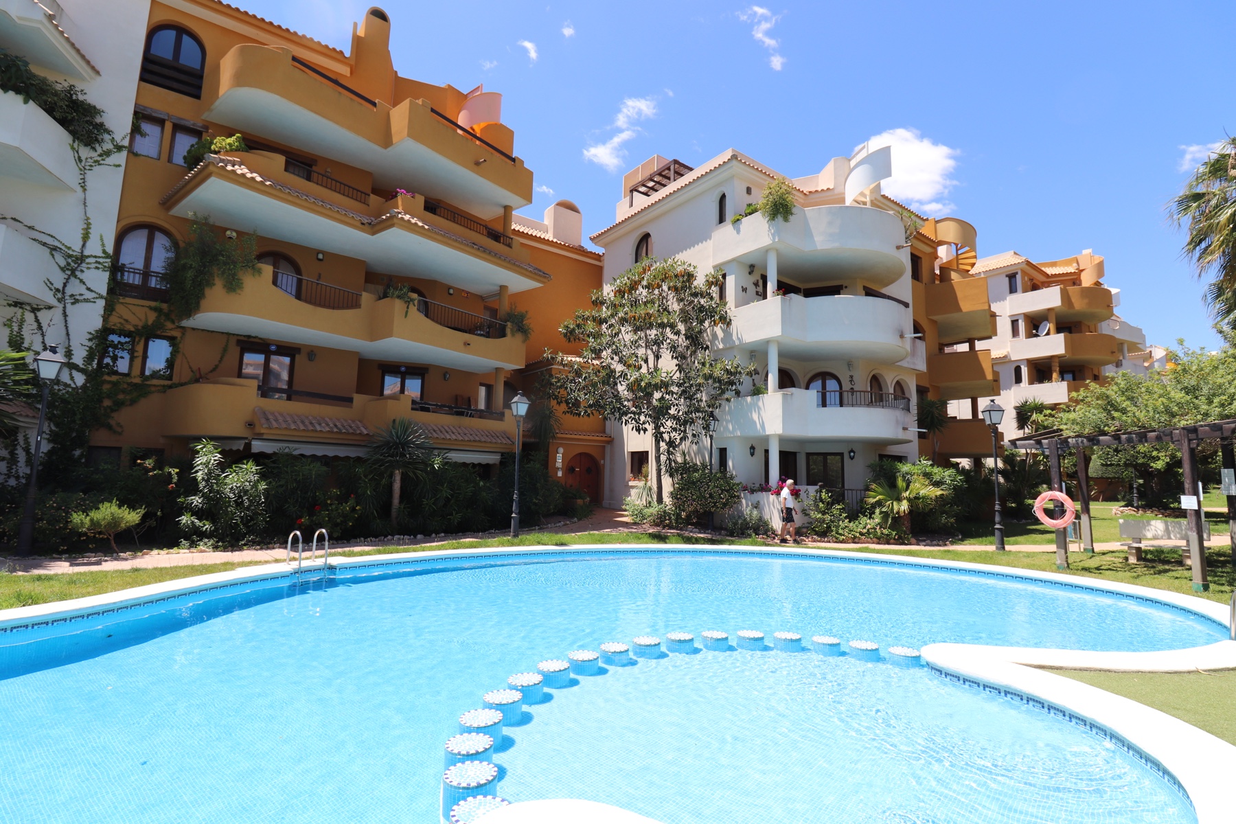 2 bedroom apartment / flat for sale in Torrevieja, Costa Blanca