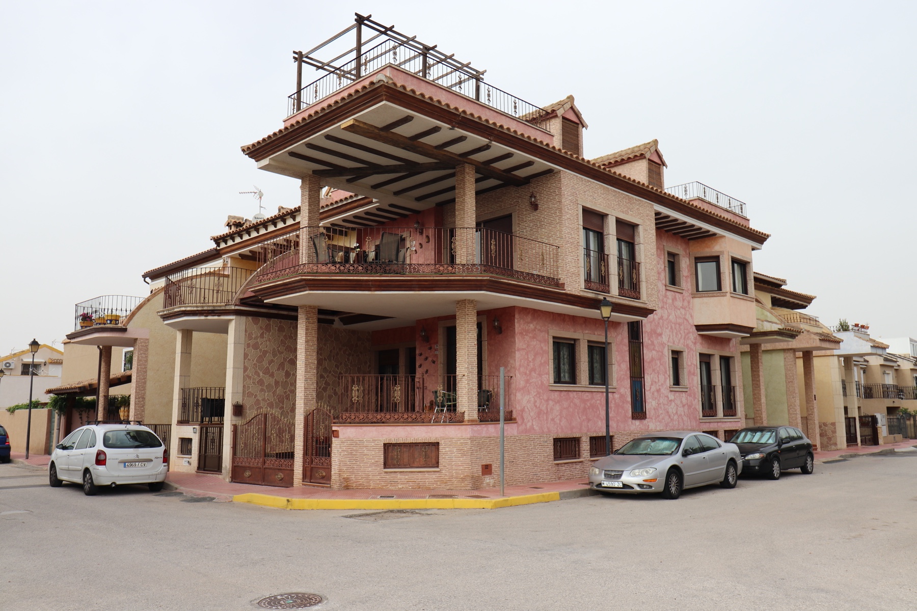 6 bedroom house / villa for sale in Daya Nueva, Costa Blanca