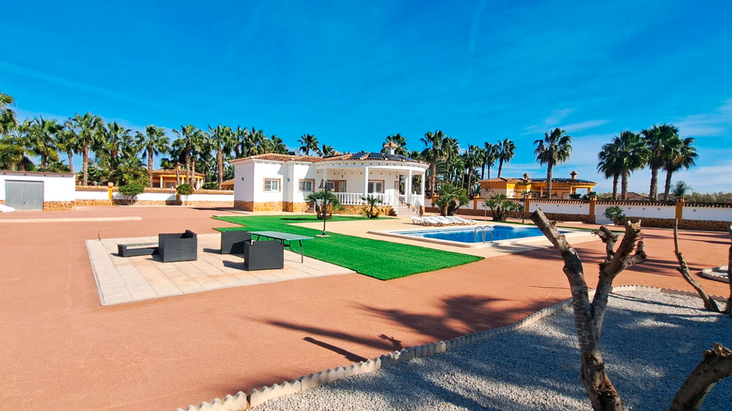 PCE-1459: Country Property for sale in Catral