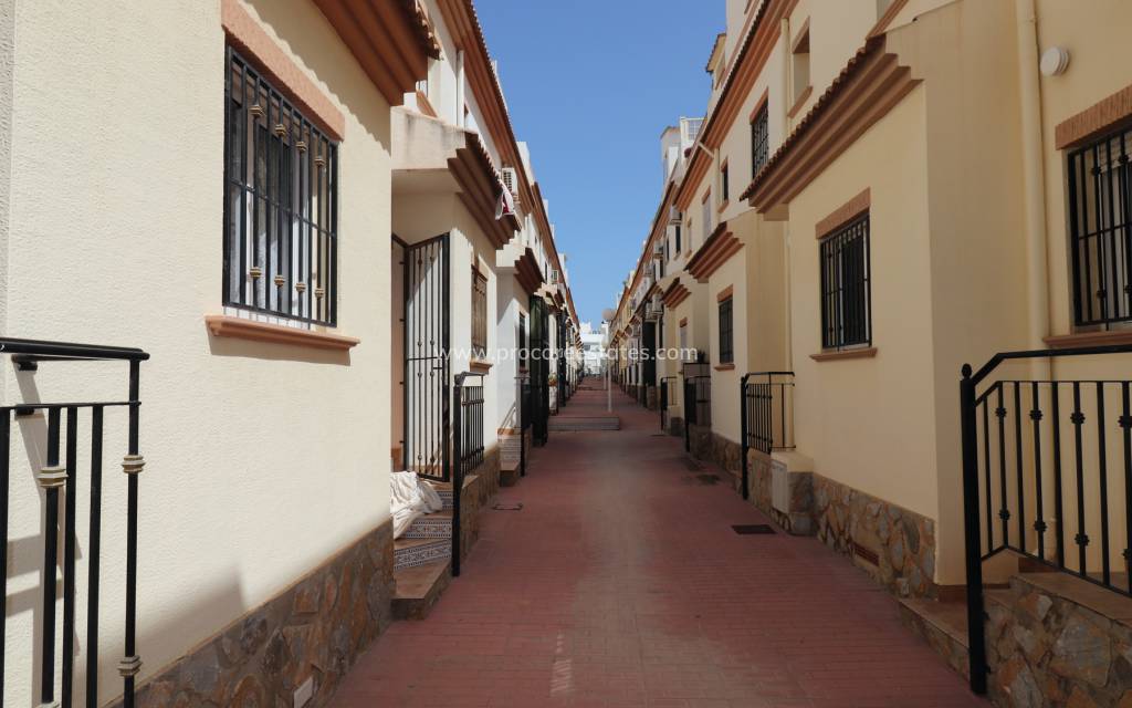 Revente - Maison de ville - Torrevieja - Aguas Nuevas